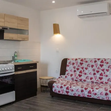 Apartment Teo